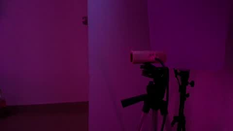 salome_horny3 online show from March 11, 9:32 pm