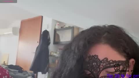 Snapshot of salomear chatting on February 10, 3:05 pm Salomea Ruiz online show from February 10, 3:05 pm