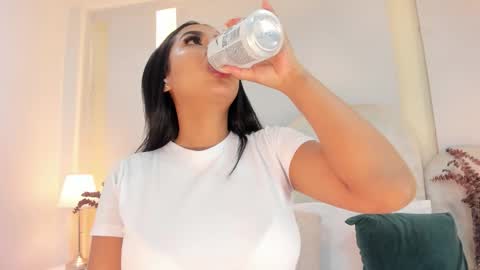   online show from December 1, 8:14 pm