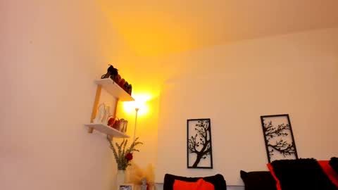 Snapshot of salomekross_ chatting on March 2, 6:59 am Salome Kross online show from March 2, 6:59 am