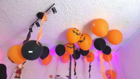 SALOME online show from October 31, 11:11 am