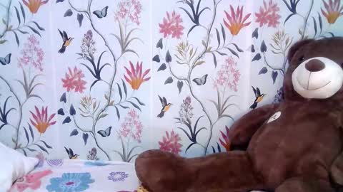 Ask me  online show from September 22, 2:52 pm