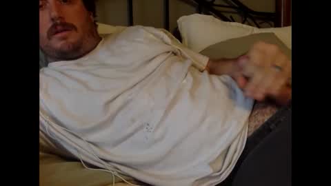 Snapshot of salty612 chatting on December 11, 3:58 pm salty612 online show from December 11, 3:58 pm