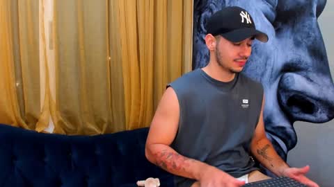 Salvatore online show from February 2, 1:45 am