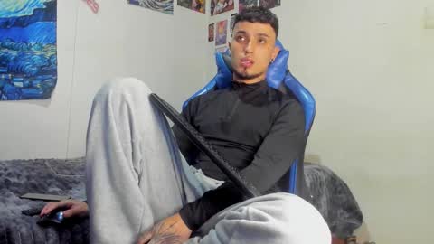   online show from November 19, 12:43 am