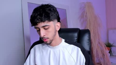 salvatore  online show from September 20, 9:27 pm