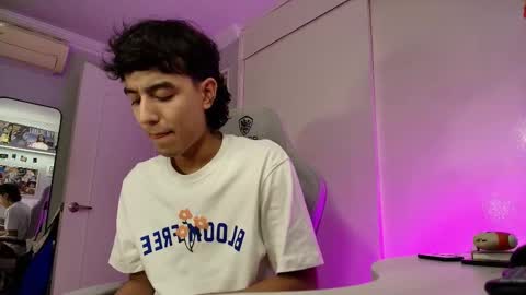 salvatore_montt online show from September 15, 1:38 am