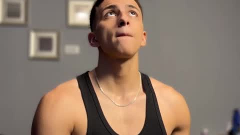 Snapshot of salvatore_romanoo chatting on February 7, 3:21 am Salvatore online show from February 7, 3:21 am