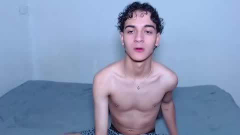 sam__cute online show from November 11, 6:46 am