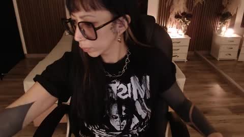 SAM MANSON online show from April 8, 12:16 pm