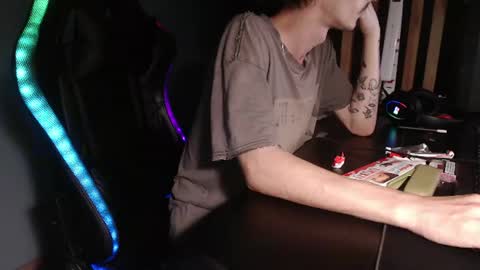 Snapshot of sam_skywalker chatting on July 5, 10:17 pm sam_skywalker online show from July 5, 10:17 pm