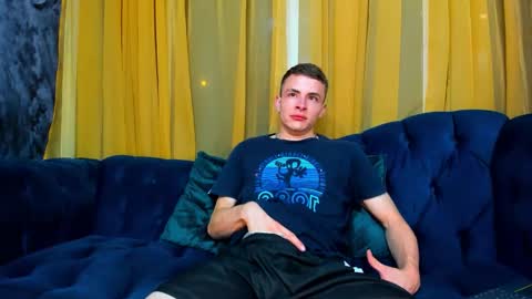 Snapshot of sam_vega_ chatting on November 6, 12:44 am Sam Vega online show from November 6, 12:44 am