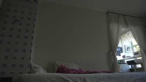 Snapshot of sam_w__ chatting on January 17, 8:13 am Sam online show from January 17, 8:13 am