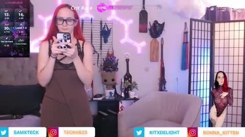 Snapshot of samandbrat chatting on November 29, 2:36 am Join us - and online show from November 29, 2:36 am