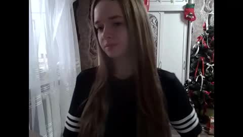 Snapshot of samanta55555 chatting on December 21, 9:23 am samanta55555 online show from December 21, 9:23 am