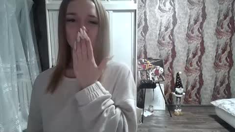 Snapshot of samanta55555 chatting on January 10, 8:04 pm samanta55555 online show from January 10, 8:04 pm