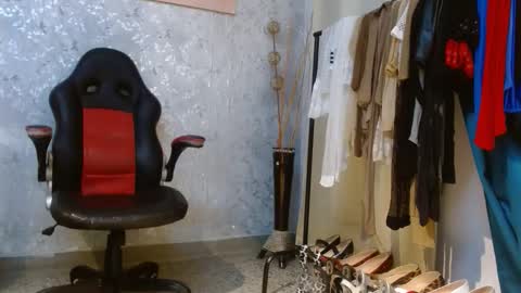 Snapshot of samanta_brownn_ chatting on January 16, 11:14 am samanta online show from January 16, 11:14 am