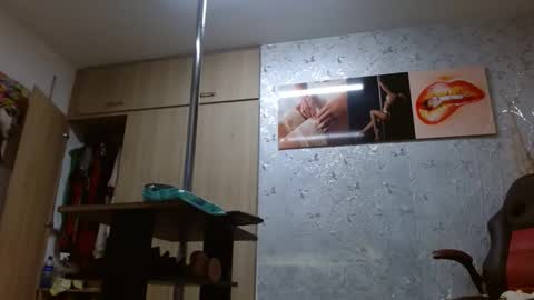 Snapshot of samanta_brownn_ chatting on February 25, 11:09 am samanta online show from February 25, 11:09 am