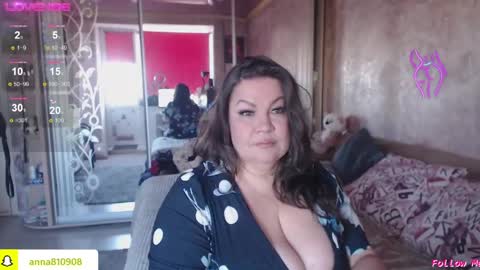 Marry online show from April 14, 2:01 pm