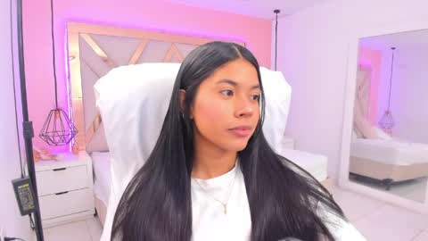 sam  online show from March 25, 11:00 pm