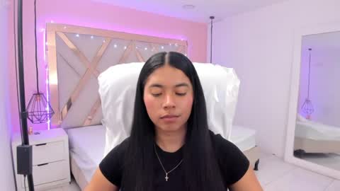 Snapshot of samantaa_shy chatting on July 7, 6:47 am sam online show from July 7, 6:47 am