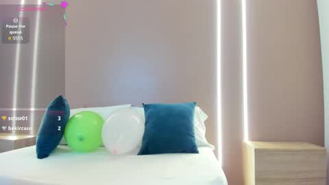 S A M A N T H A online show from April 1, 2:34 am