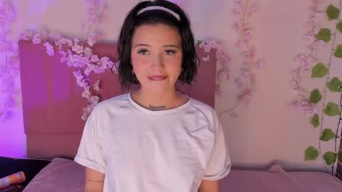 samantha_browwnn online show from April 28, 12:42 am