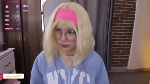 samantha_browwnn online show from June 24, 6:29 pm