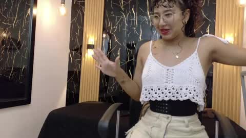   online show from May 31, 11:06 am