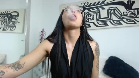 samantha_vaker online show from April 2, 3:42 pm