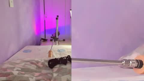 samantha_zc8 online show from May 6, 10:53 am