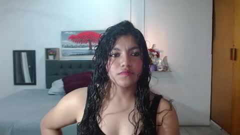 Snapshot of samanthaa_8_ chatting on April 16, 1:45 pm samanthaa_8_ online show from April 16, 1:45 pm
