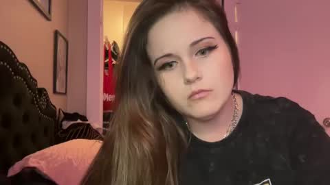 Snapshot of samanthafever chatting on February 8, 6:54 am samanthafever online show from February 8, 6:54 am