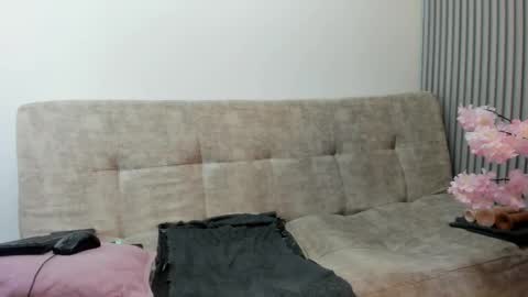 samanthajonexxx online show from October 25, 1:18 pm