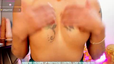 Snapshot of samanthajonexxx chatting on March 4, 5:19 pm samanthajonexxx online show from March 4, 5:19 pm