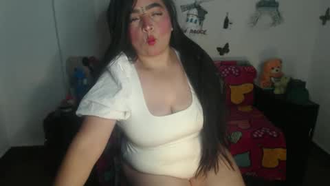 Snapshot of samanthakler17 chatting on May 6, 3:39 pm samantha online show from May 6, 3:39 pm