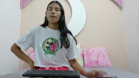samanthalaurent online show from May 28, 7:11 pm