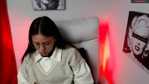 Samantha online show from January 25, 1:52 pm