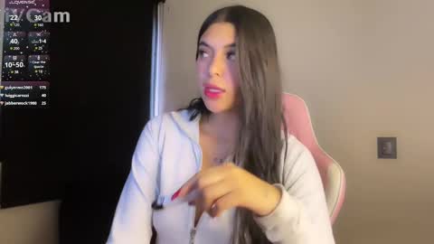 Snapshot of samara_lam chatting on January 9, 8:22 pm Sammy  online show from January 9, 8:22 pm