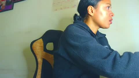 samary thomas online show from June 17, 2:14 am