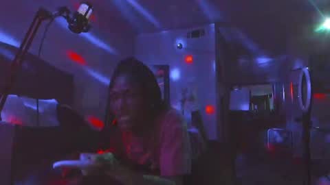 Yaya online show from March 23, 1:31 am