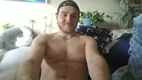 Snapshot of sambogagis chatting on June 7, 1:10 am Salvatore online show from June 7, 1:10 am