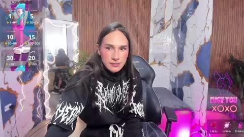 Snapshot of samcielo_tay chatting on April 19, 2:33 am sam online show from April 19, 2:33 am