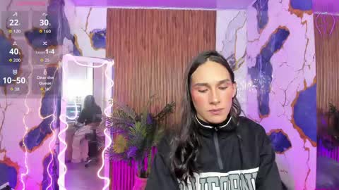 Snapshot of samcielo_tay chatting on April 20, 2:47 am sam online show from April 20, 2:47 am