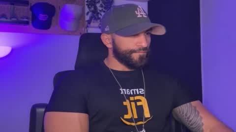 Sam Dornan online show from April 4, 1:26 am