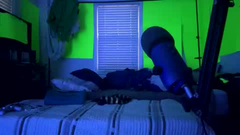 OmniNegate online show from December 20, 9:55 pm