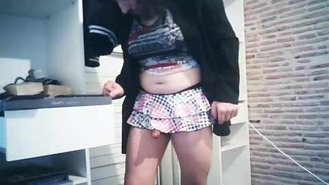 Snapshot of samedisamedi1nouveau chatting on December 20, 9:21 am Samedisamedi1nouveau online show from December 20, 9:21 am