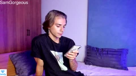 Snapshot of samgorgeous chatting on December 12, 10:13 am Fansly - Top4fans online show from December 12, 10:13 am