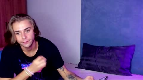 Snapshot of samgorgeous chatting on December 30, 4:08 pm Fansly - Top4fans online show from December 30, 4:08 pm