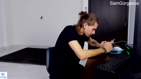 Snapshot of samgorgeous chatting on February 20, 10:27 am Fansly - Top4fans online show from February 20, 10:27 am